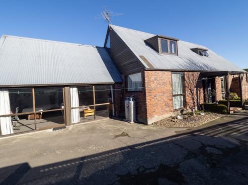 16 Glassey Drive, Allenton