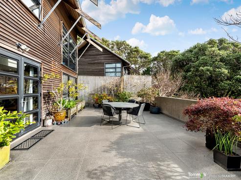 5D Raroa Road, Kelburn