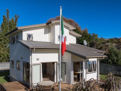 9 Nikau Road, Oneroa