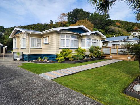 27 Byron Street, Greymouth