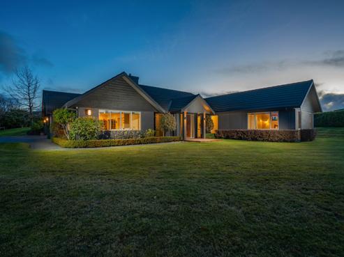 63 Loch Views Road, Acacia Bay
