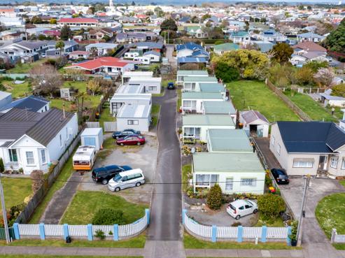 42 Vogel Street, Hawera