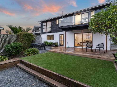 55A Woodlands Crescent, Browns Bay