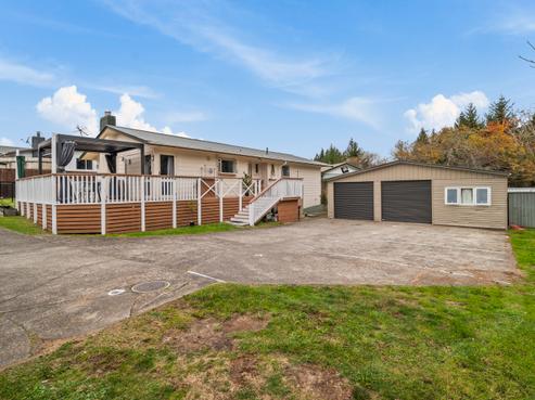 62 Alison Street, Mangakakahi