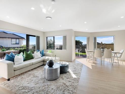 28 Arrowsmith Drive, Clover Park