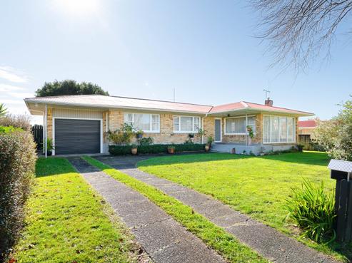 17 Scott Avenue, Hamilton East