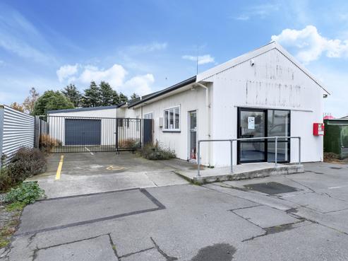 71 Main North Road, Woodend