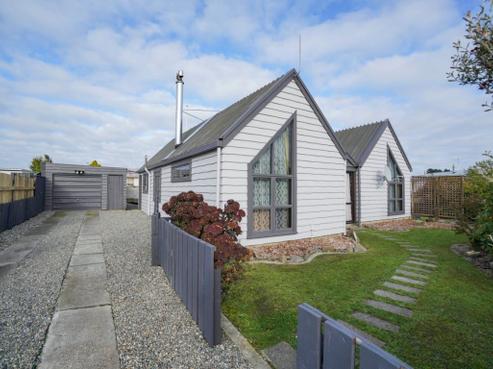 15 Lauder Crescent, Heidelberg
