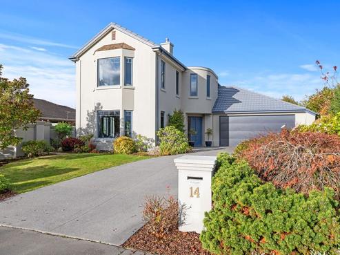 14 Glasnevin Drive, Casebrook