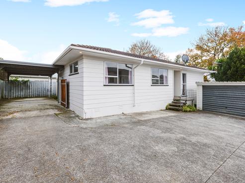 26B Navigator Place, Papatoetoe