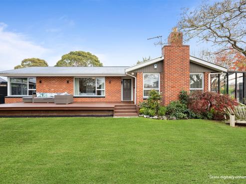 60 Burnside Crescent, Burnside