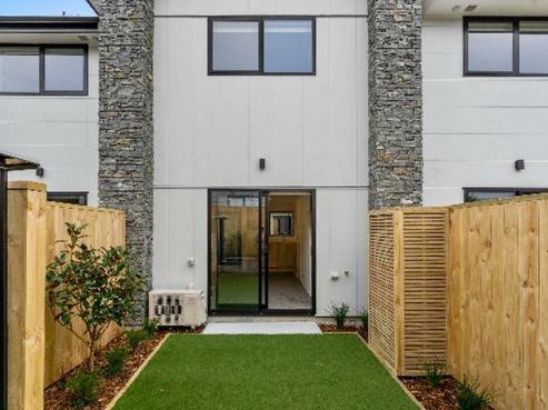 10 Fathom Place, Te Atatu Peninsula