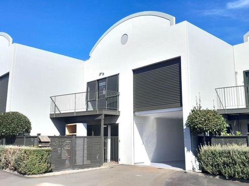 22/6 Airborne Road, Rosedale