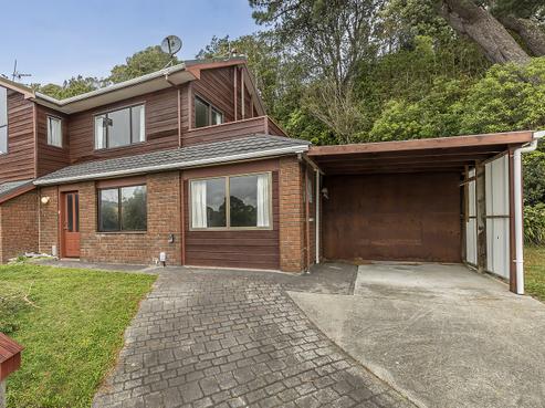 2B Bushland Grove, Paparangi
