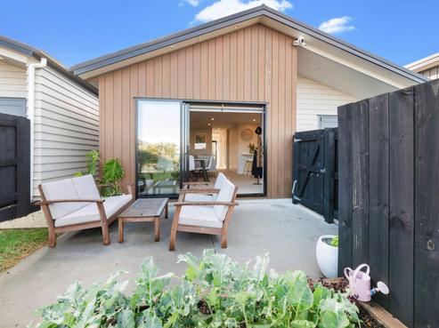 31 Regiment Road, Papakura