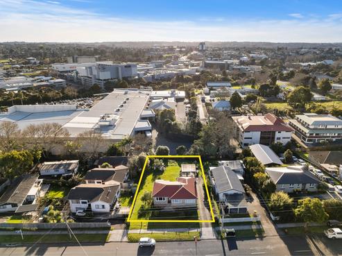 13 Newington Road, Henderson