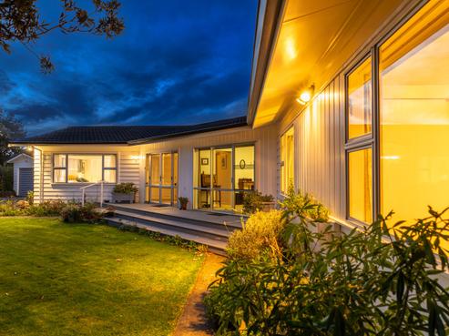 163 Te Moana Road, Waikanae