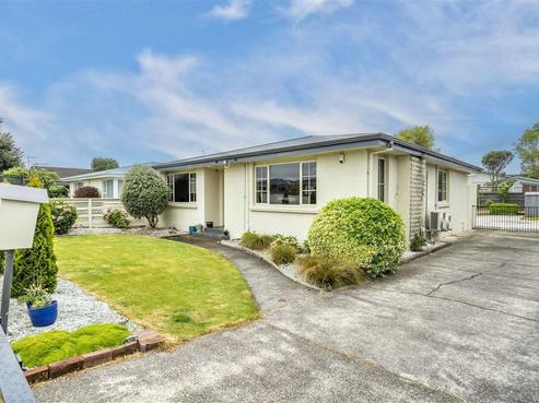 52 Helmsdale Street, Waverley