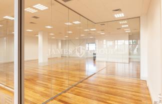 STUNNING NEWTON OFFICE | 303sqm