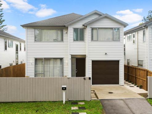 2 Airey Place, Torbay
