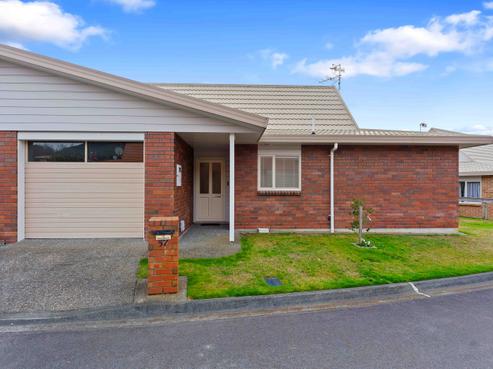 57/17 Redwood Close, Paraparaumu