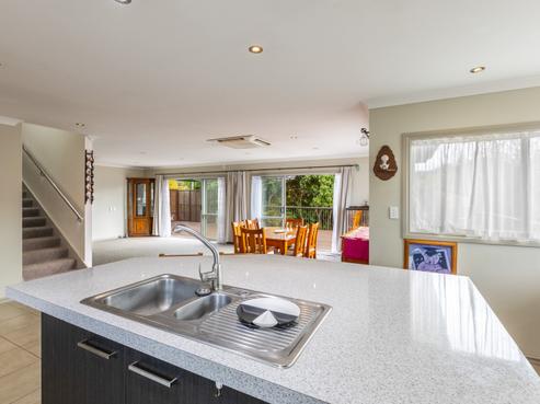 13A Cambridge Terrace, Taradale