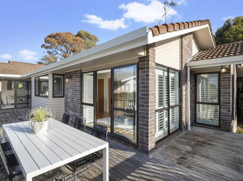45 Pembroke Crescent, Glendowie