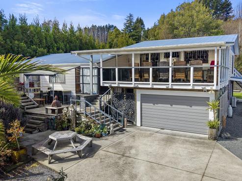 193 Katherine Mansfield Drive, Whitemans Valley