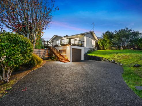 24 Beauchamp Drive, Massey