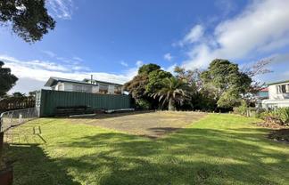18 High Street East, Waitara
