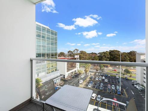 610/17 Amersham Way, Manukau