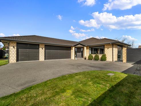 13 Ebony Court, Rototuna North