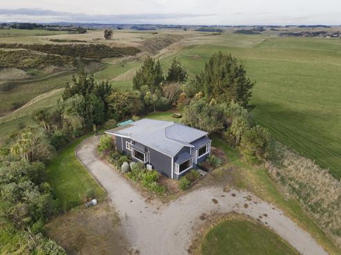 123 Ratana Road, Ratana