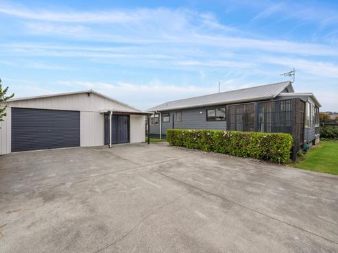 44A Robertson Street, Glenholme