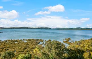 66 Seacrest Drive, West Harbour