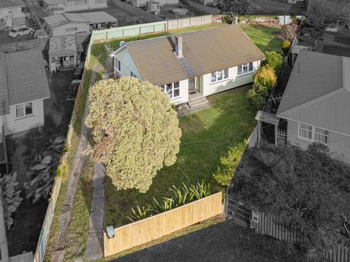 42 Ruapehu Street, Castlecliff