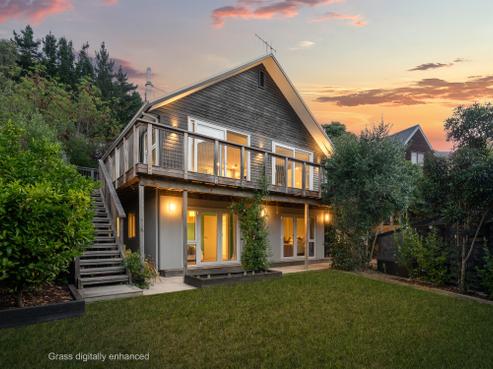129 Sumnervale Drive, Sumner
