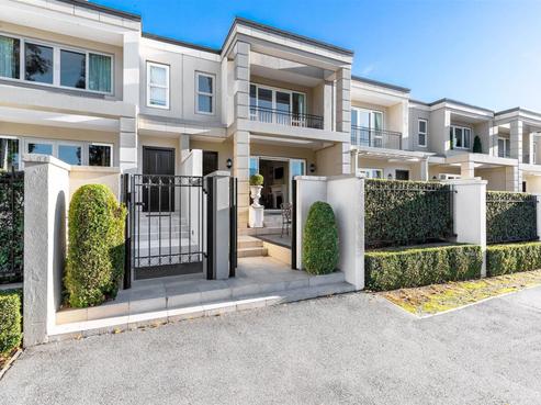 8/70 Lake Esplanade, Queenstown Central