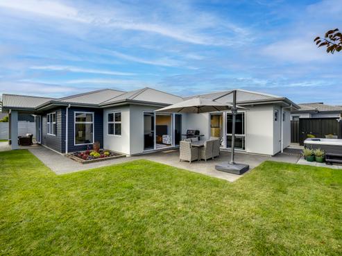 20 Young Place, Taradale