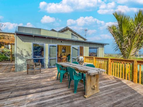 219 Waikiekie Road, Thames