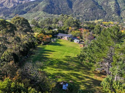 11 Mangotahi Road, Thames