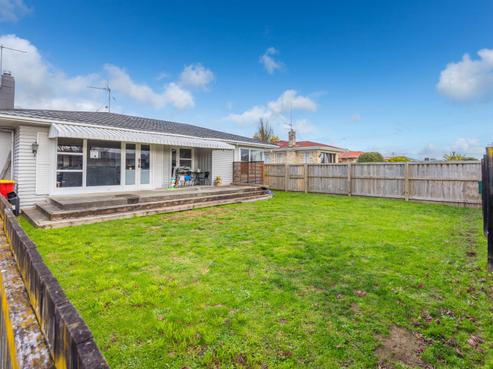 74 Vardon Road, Saint Andrews