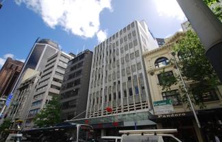 LOWER QUEEN STREET LOCATION!
