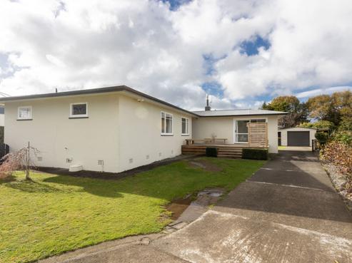 36 Ruahine Street, Dannevirke