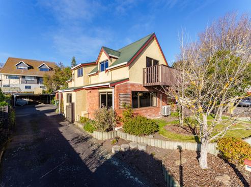 66 Kinmont Crescent, Mosgiel