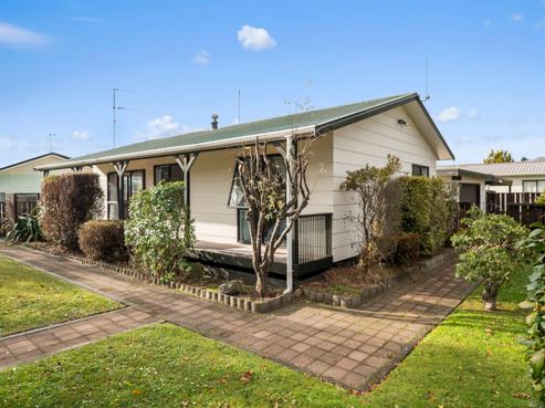 48A Aquarius Drive, Kawaha Point