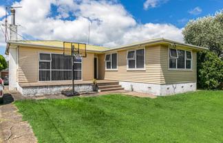 24 West Coast Road, Glen Eden
