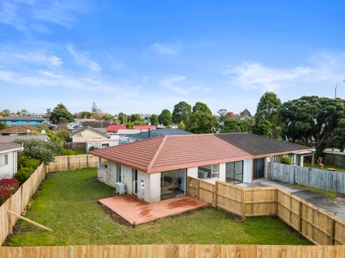 2/60 Cherry Road, Bucklands Beach