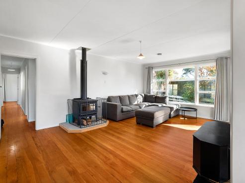 7 Clifton Road, Takaka