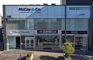 Prime retail for lease in highly visible location